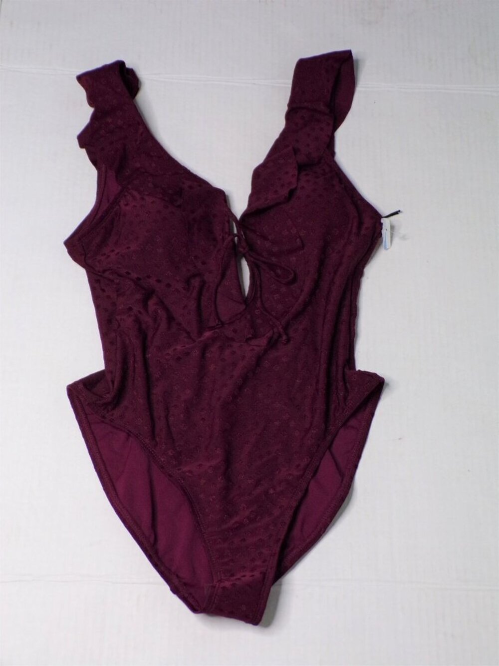 🆕ROBIN PICCONE Juliana Plunge One Piece Ruffle Swimsuit Burgundy 8 - Picture 5 of 8